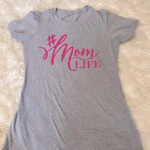 Mom Life- tee